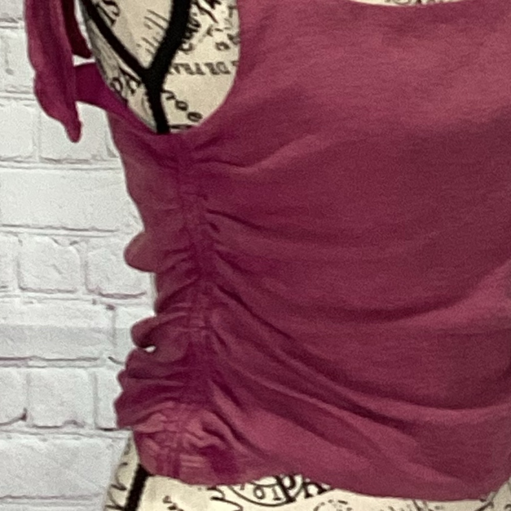 483. Free People Purple Cropped Tank NWT Size Large
100% cotton, 95% polyester, - Picture 4 of 5